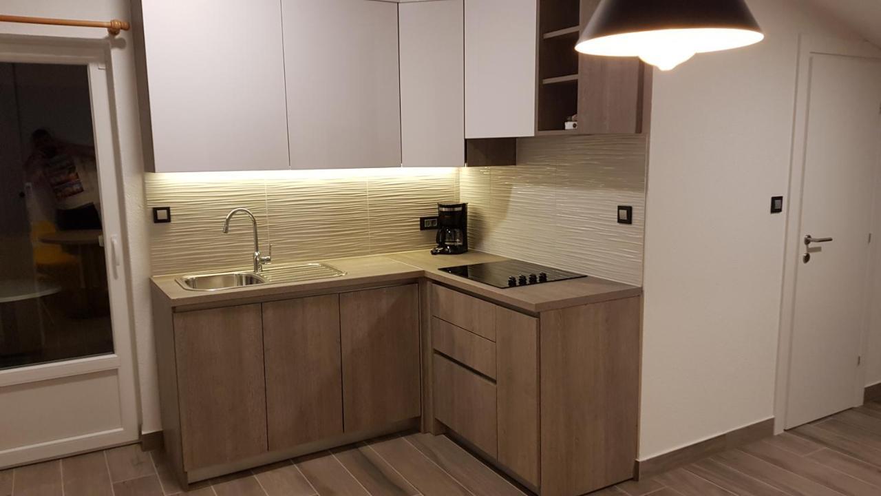 Premium Appartments Suha Punta Kampor Exterior foto